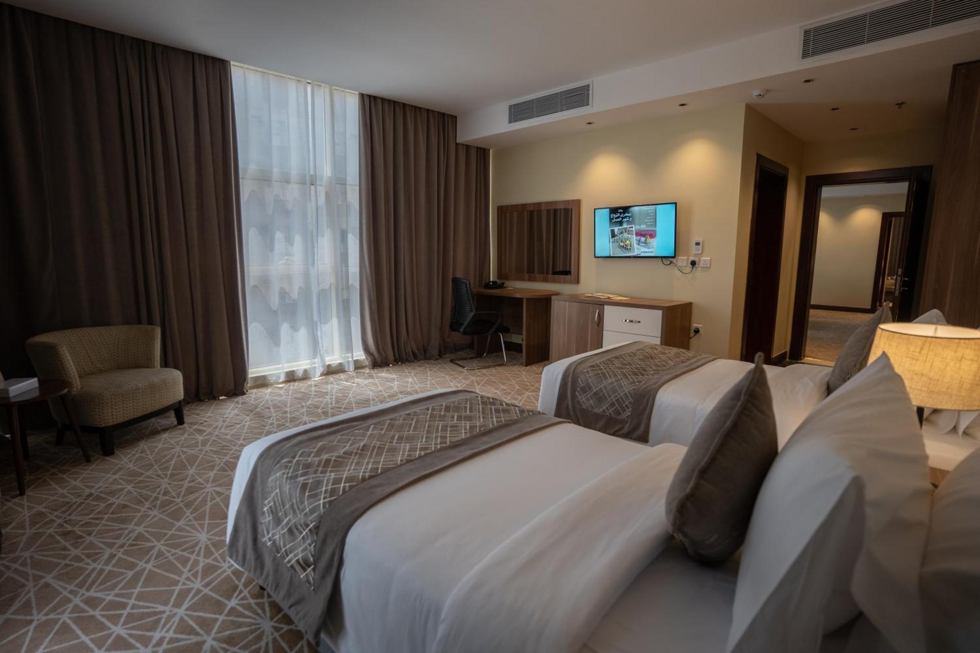 Rosemond Al Hamra Hotel 4*